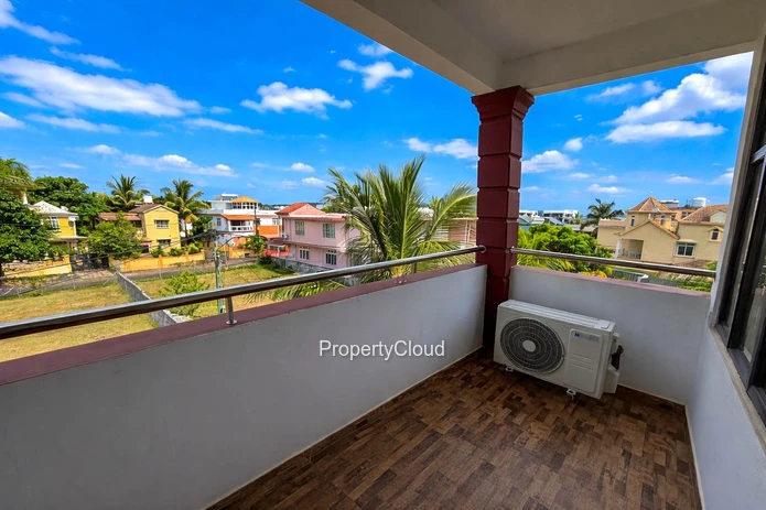 For Rent | 1-Bedroom Apartment | 8 Min Walk To The Beach | Trou Aux Biches