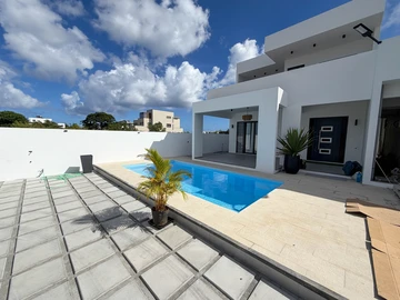 3 Bedroom Townhouse, Duplex