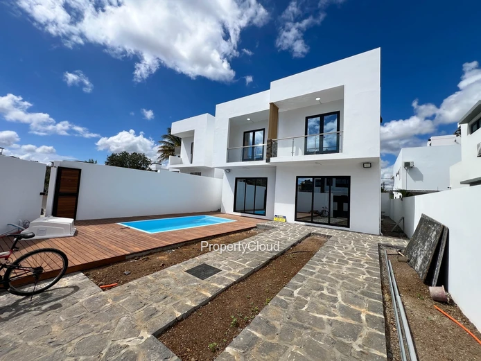 For Sale  - 4-Bedroom Brand New Villa - Trou Aux Biches