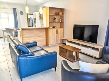 3 Bedroom Townhouse, Duplex