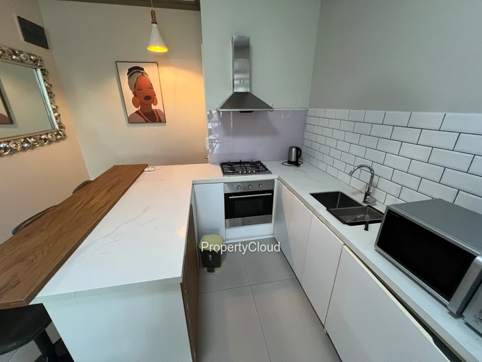 For Rent - 2-Bedroom Apartment With Pool- Ebène
