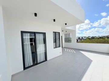 3 Bedroom Townhouse, Duplex