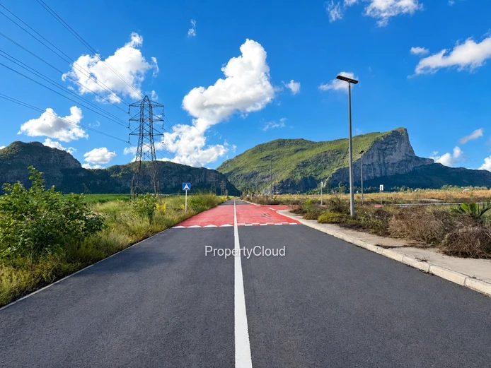 Several Plots For Sale |  Lotissement Pierrefonds ?? Pierrefonds, Mauritius