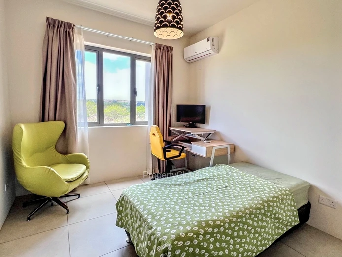For Rent - 3-Bedroom Penthouse - Cascavelle