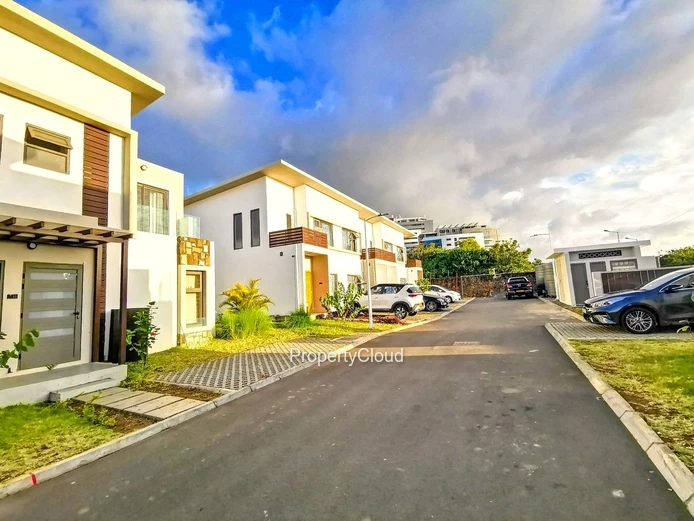 For Rent – Three-Bedroom Townhouse In Ebene