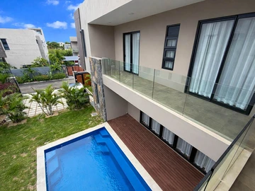 4 Bedroom Villa