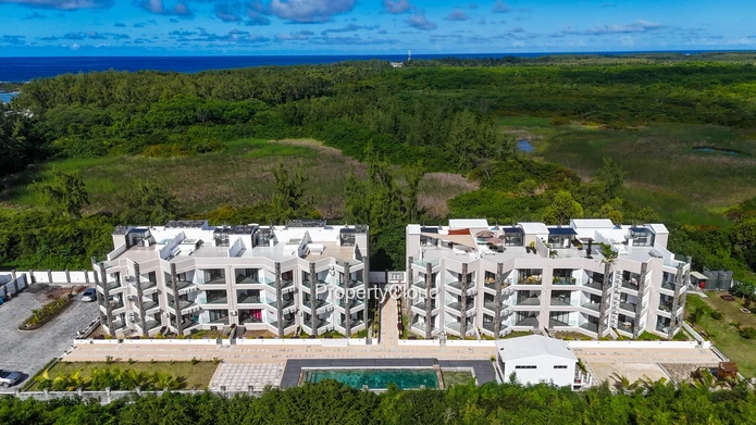 For Rent - 3-Bedroom Penthouse - Poste Lafayette/Roches Noires