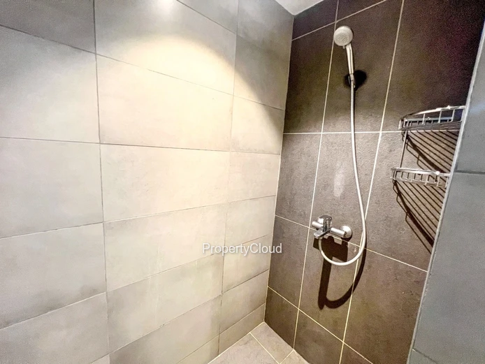 À Louer - Appartement De 2 Chambres - Ebene