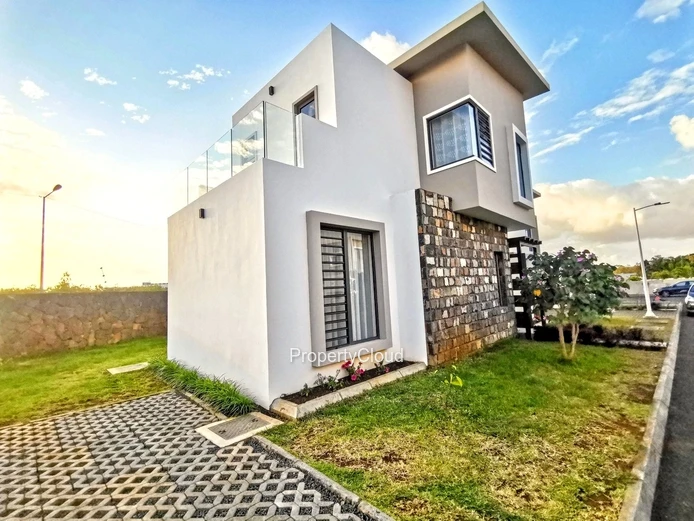 For Rent – Three-Bedroom Townhouse In Ebene