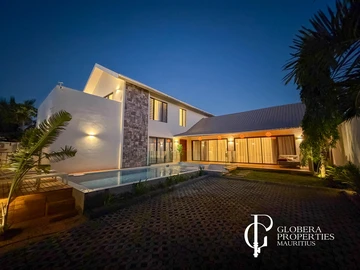 4 Bedroom Villa