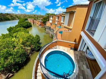 4 Bedroom Apartment