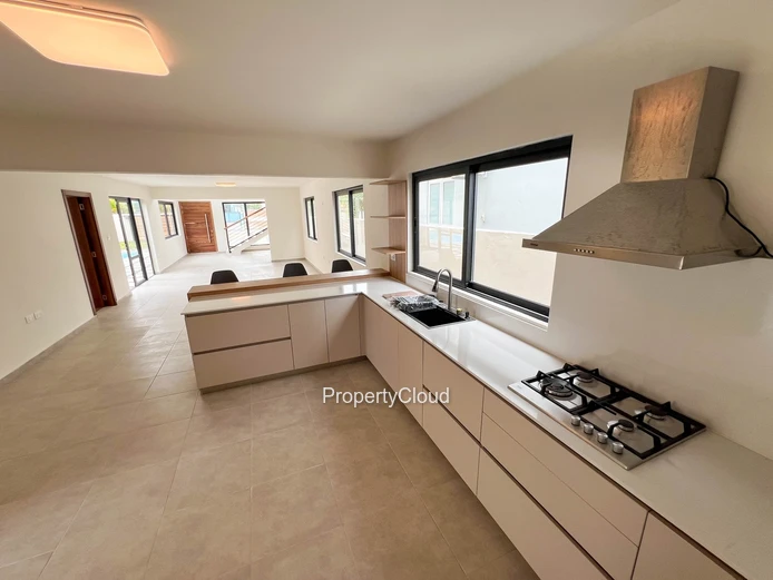 For Sale - Brand New 3-Bedroom Villa - Pereybere
