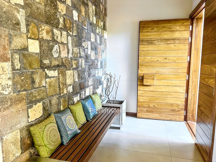 À Louer - Villa De 4 Chambres - Flic En Flac