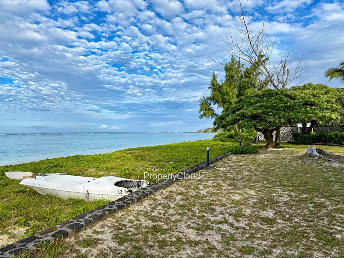 FOR RENT | 3- BEDROOM BEACHFRONT TOWNHOUSE | PALMAR, EAST COAST | East Mauritius
