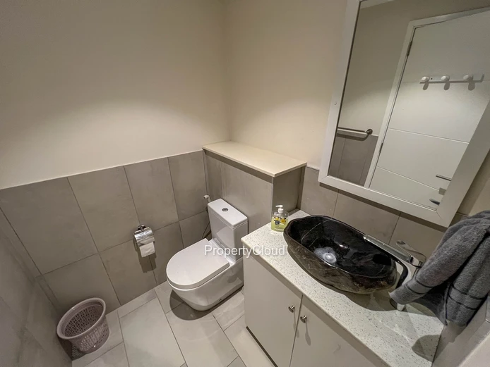 For Rent - 2-Bedroom Apartment - Ebene