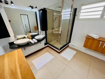 4 Bedroom Apartment