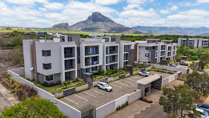 For Rent - 3-Bedroom Penthouse - Cascavelle