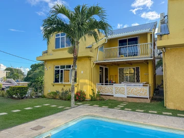 4 Bedroom Townhouse, Duplex