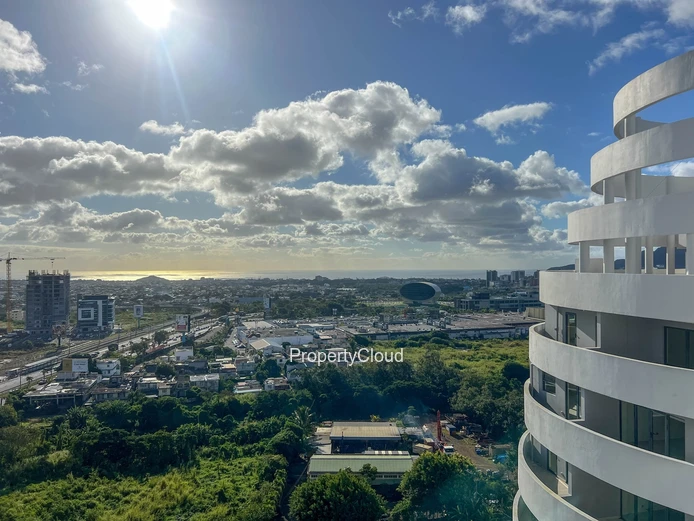 For Rent - 3-Bedroom Apartment - Sky Garden - Trianon