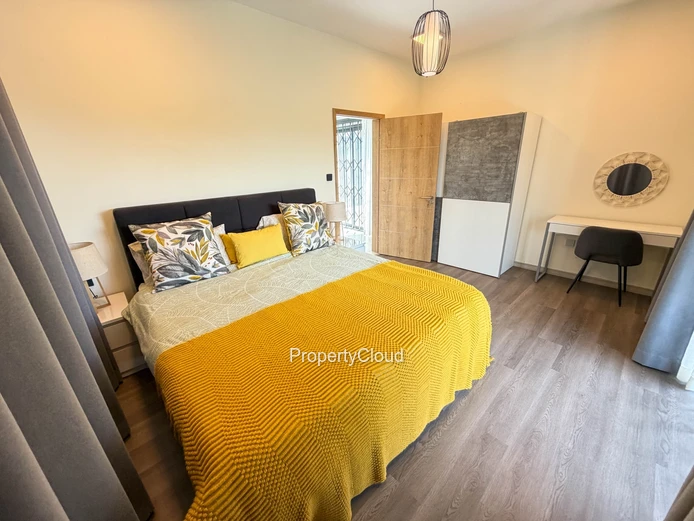 For Rent - 4-Bedroom Villa - Pereybère