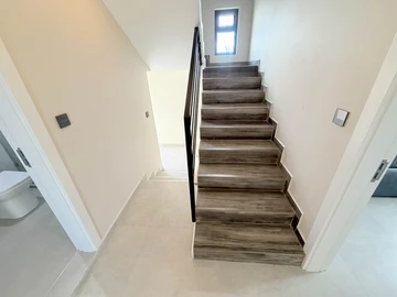 3 Bedroom Townhouse, Duplex