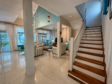 3 Bedroom Townhouse, Duplex