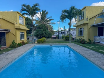 4 Bedroom Townhouse, Duplex