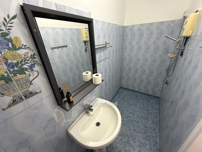 For Rent | 1-Bedroom Apartment | 8 Min Walk To The Beach | Trou Aux Biches