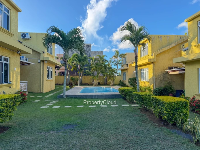 Duplex in Grand Bay next to La Croisette/Super U | Secure Residence 