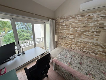 3 Bedroom Townhouse, Duplex