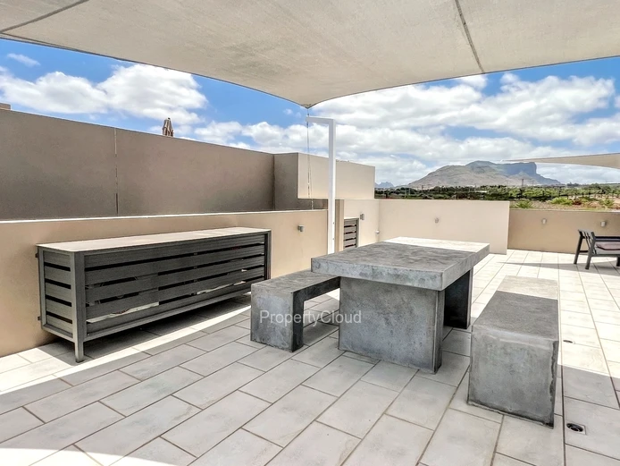 For Rent - 3-Bedroom Penthouse - Cascavelle