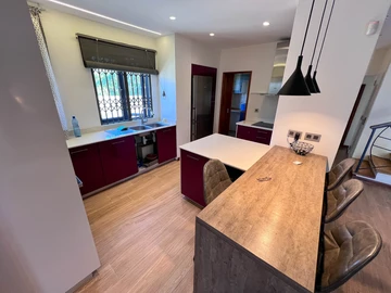 4 Bedroom Villa