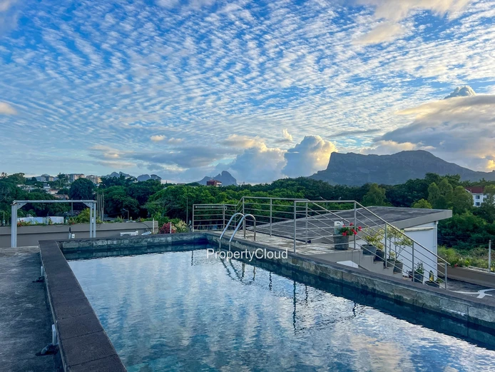 For Rent - 2-Bedroom Apartment With Pool- Ebène