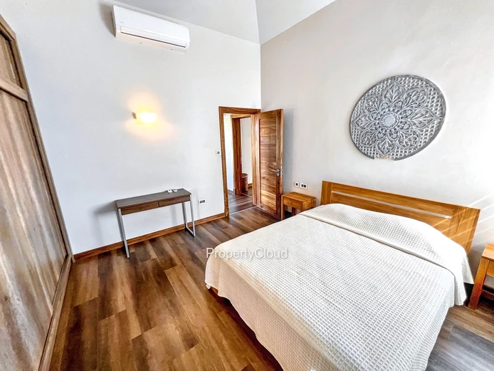 À Louer - Villa De 4 Chambres - Flic En Flac
