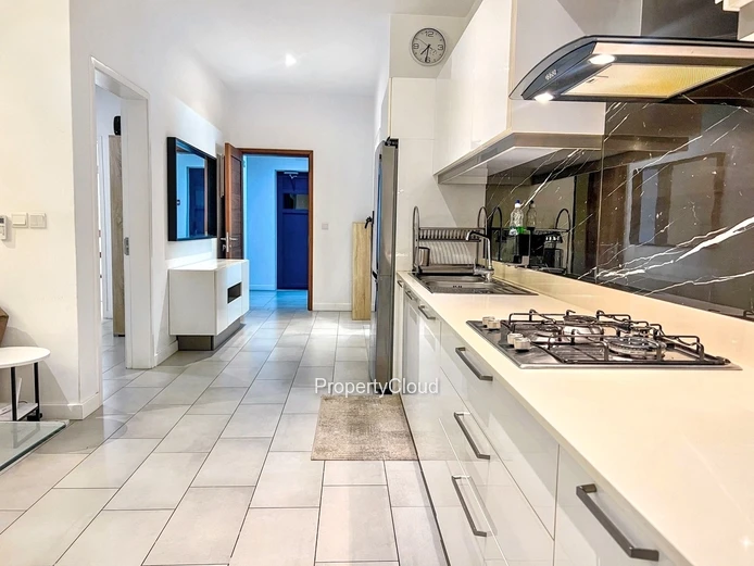 À Louer - Appartement De 2 Chambres - Ebene