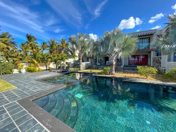 3 Bedroom Townhouse, Duplex