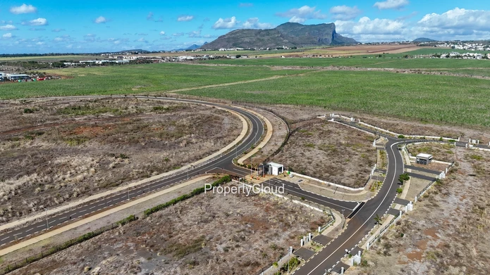 For Sale - 3 Plots Of Land - Cascavelle