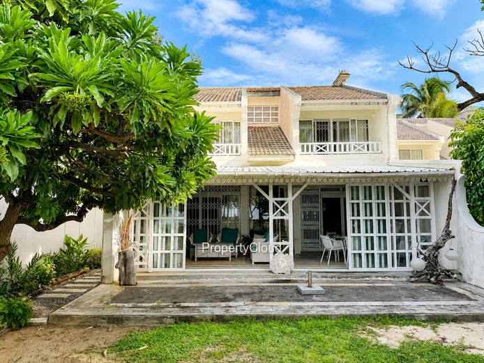 FOR RENT | 3- BEDROOM BEACHFRONT TOWNHOUSE | PALMAR, EAST COAST | East Mauritius