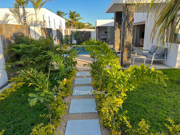 For Rent - 3-Bedroom Villa With Pool - Grand Bay
