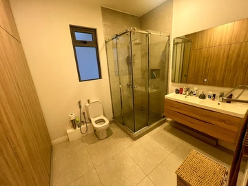 3 Bedroom Apartment