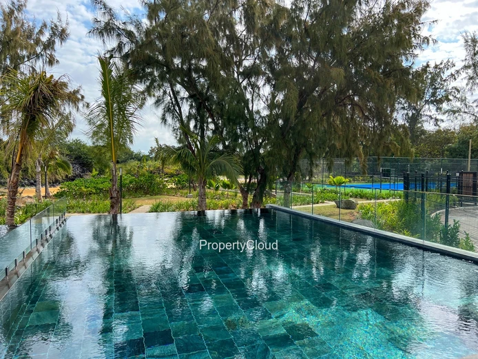For Rent - 3-Bedroom Beachfront Apartment - Grand Gaube