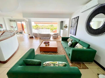 4 Bedroom Apartment